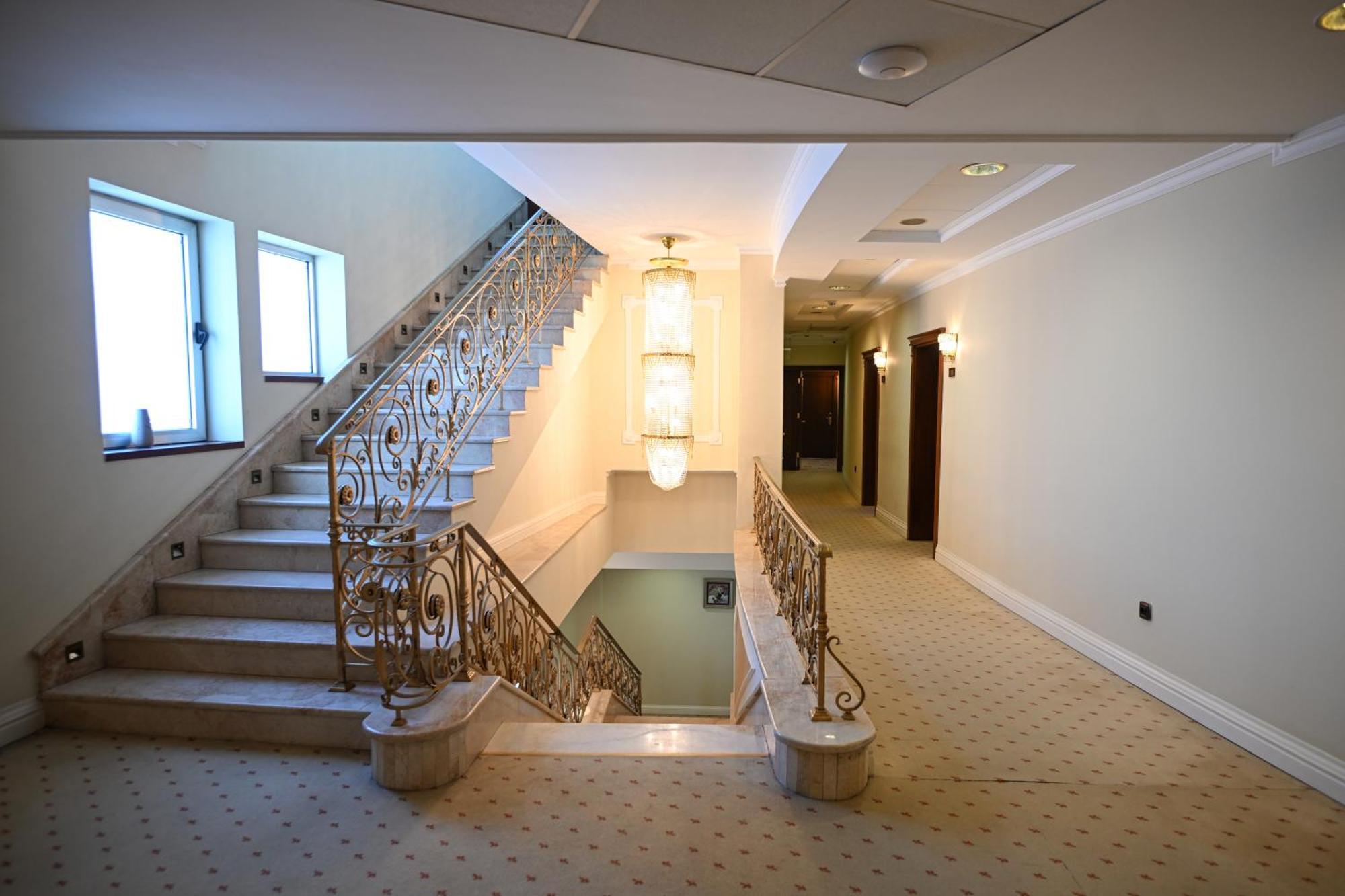 Stone Bridge Hotel Скоп'є Екстер'єр фото