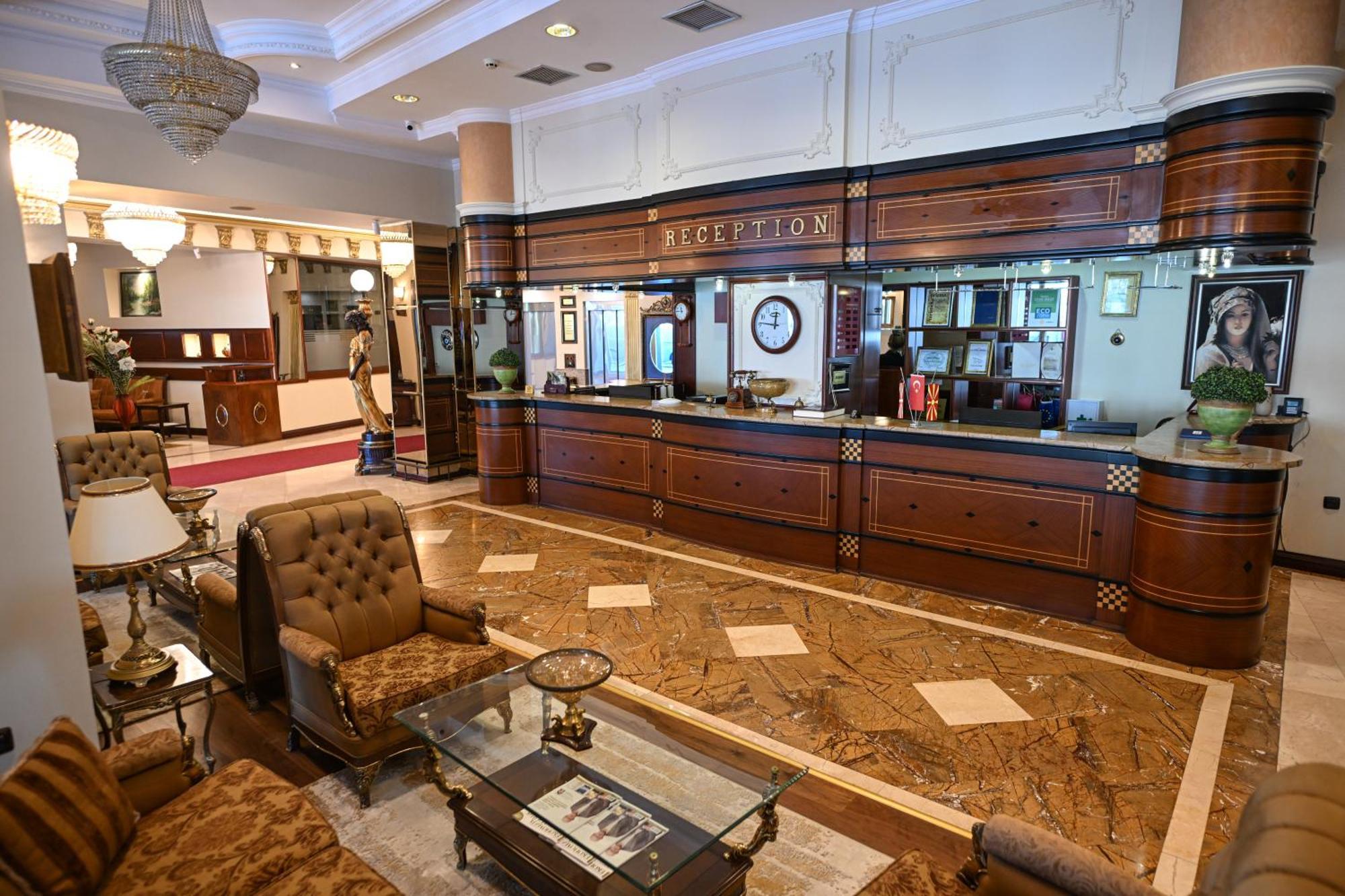 Stone Bridge Hotel Скоп'є Екстер'єр фото