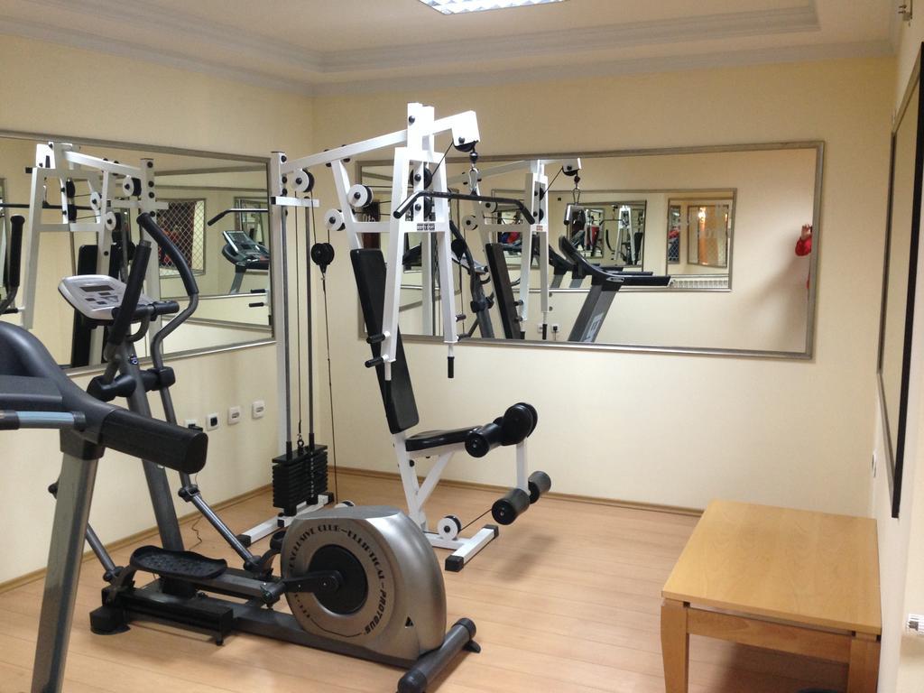 Stone Bridge Hotel Скоп'є Екстер'єр фото