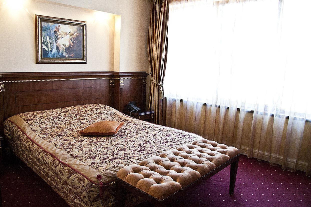 Stone Bridge Hotel Скоп'є Екстер'єр фото