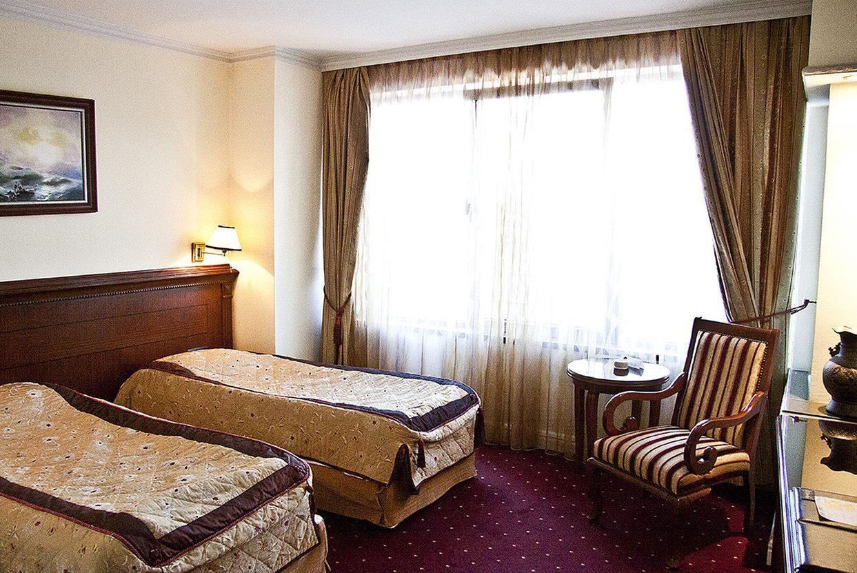 Stone Bridge Hotel Скоп'є Екстер'єр фото