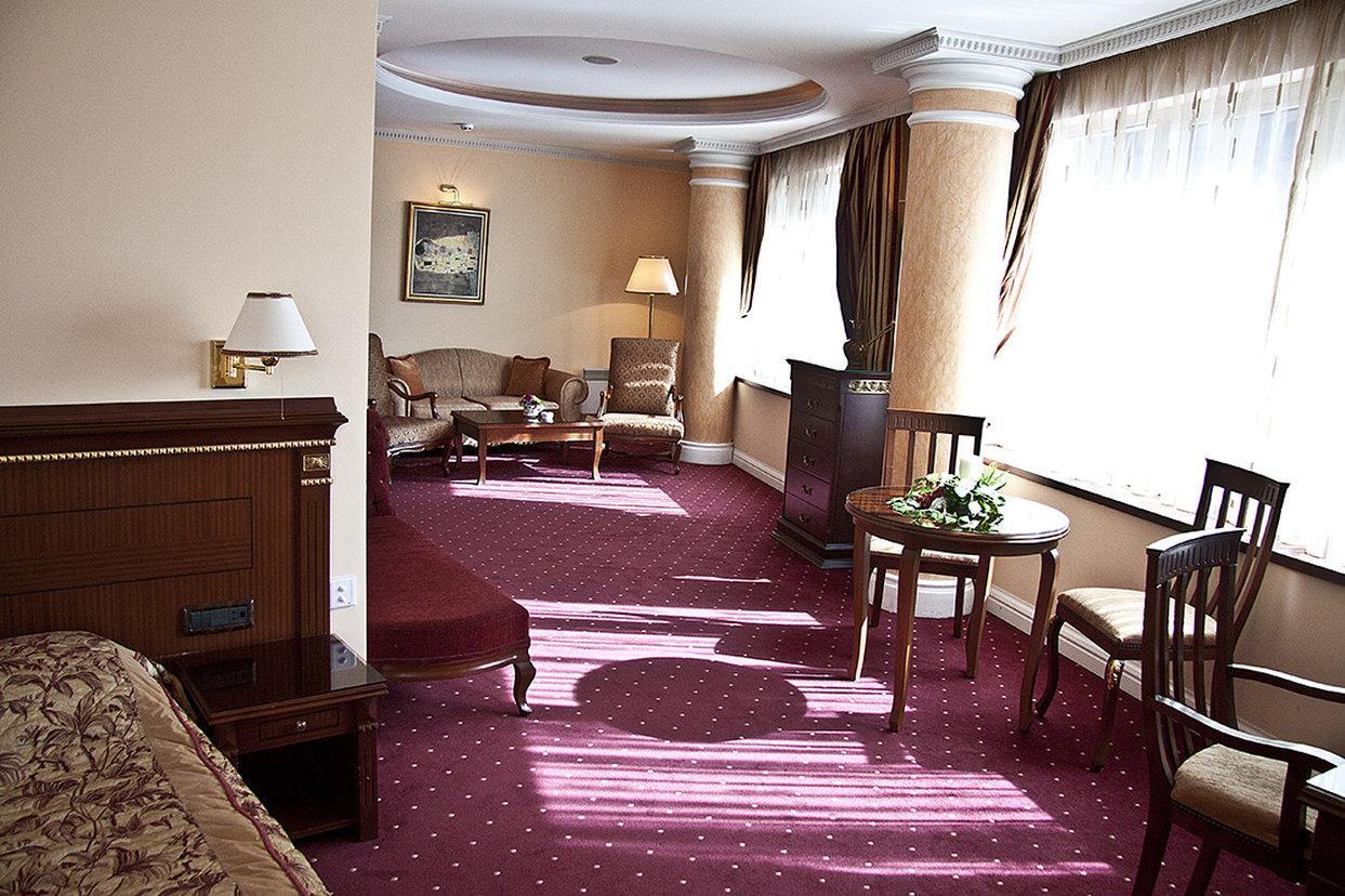 Stone Bridge Hotel Скоп'є Екстер'єр фото